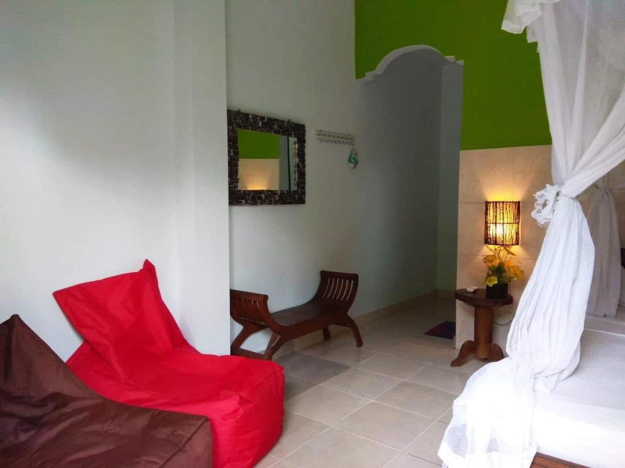 Rumahku Homestay Amed Exterior foto